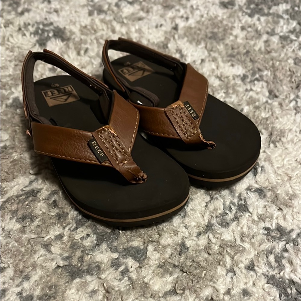 Reef Brown and Black Flip Flop Sandals with Cushioned Footbed